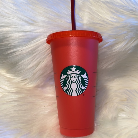 1- Starbucks Color Changing Reusable Cups Choose 1 - Picture 10 of 17